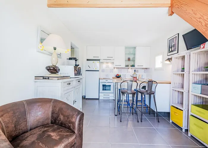 Casa de Férias Les Brigantines 1 Et 2-6 By Interhome *